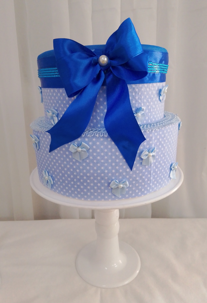 Bolo Azul Com Laços - Três Marias Festas