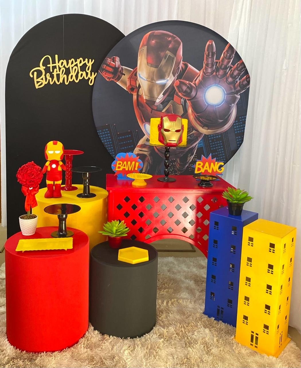 Homem de Ferro - Três Marias Festas