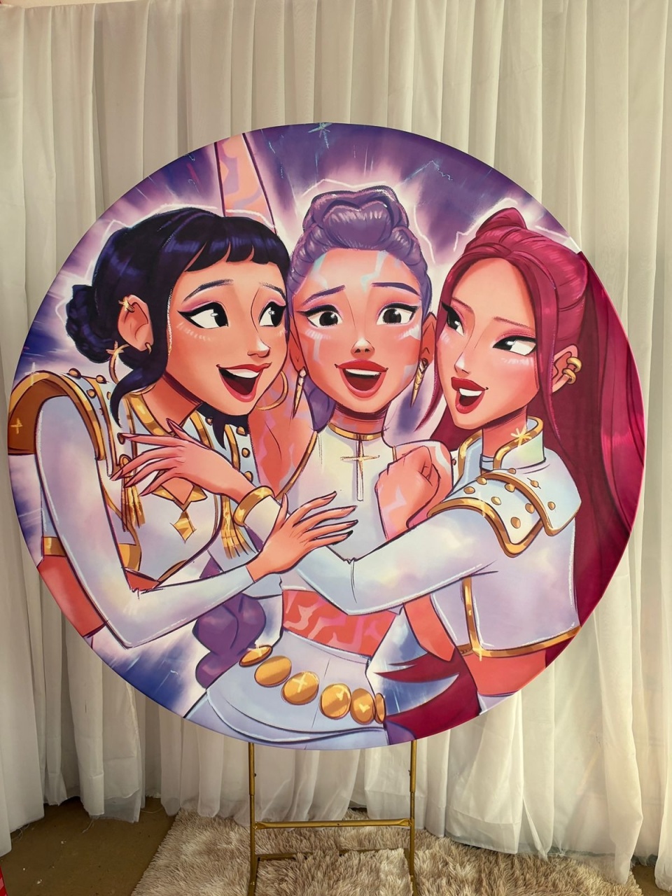 Painel Sublimado Guerreiras K-Pop - Três Marias Festas