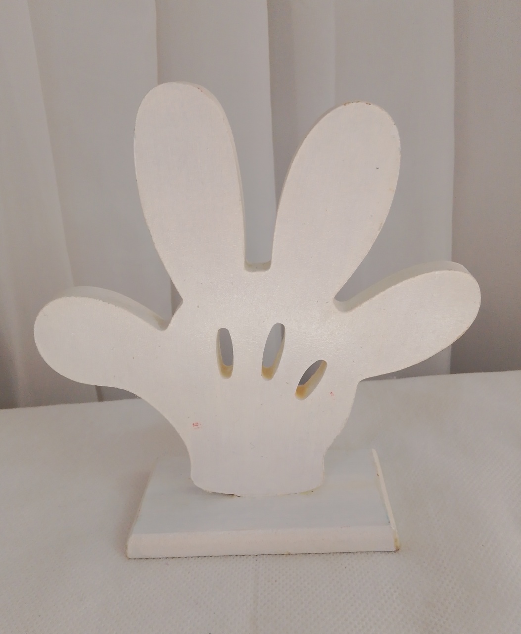 Mão Branca Mickey - Três Marias Festas