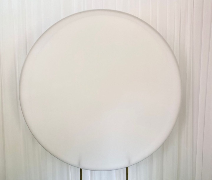 Painel Sublimado Branco Liso - Três Marias Festas