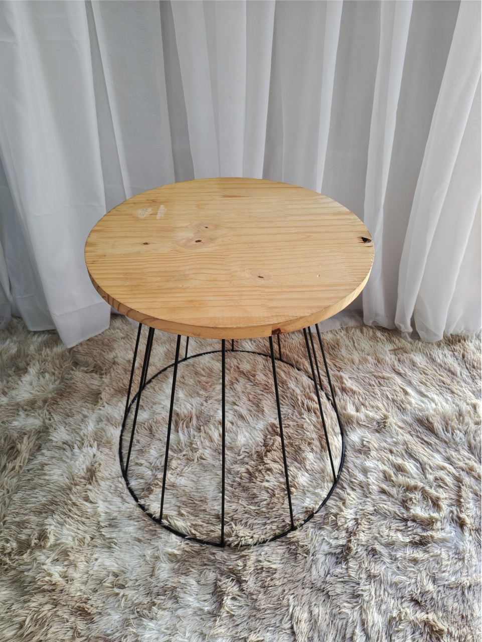Mesa Aramados Preto P - Três Marias Festas