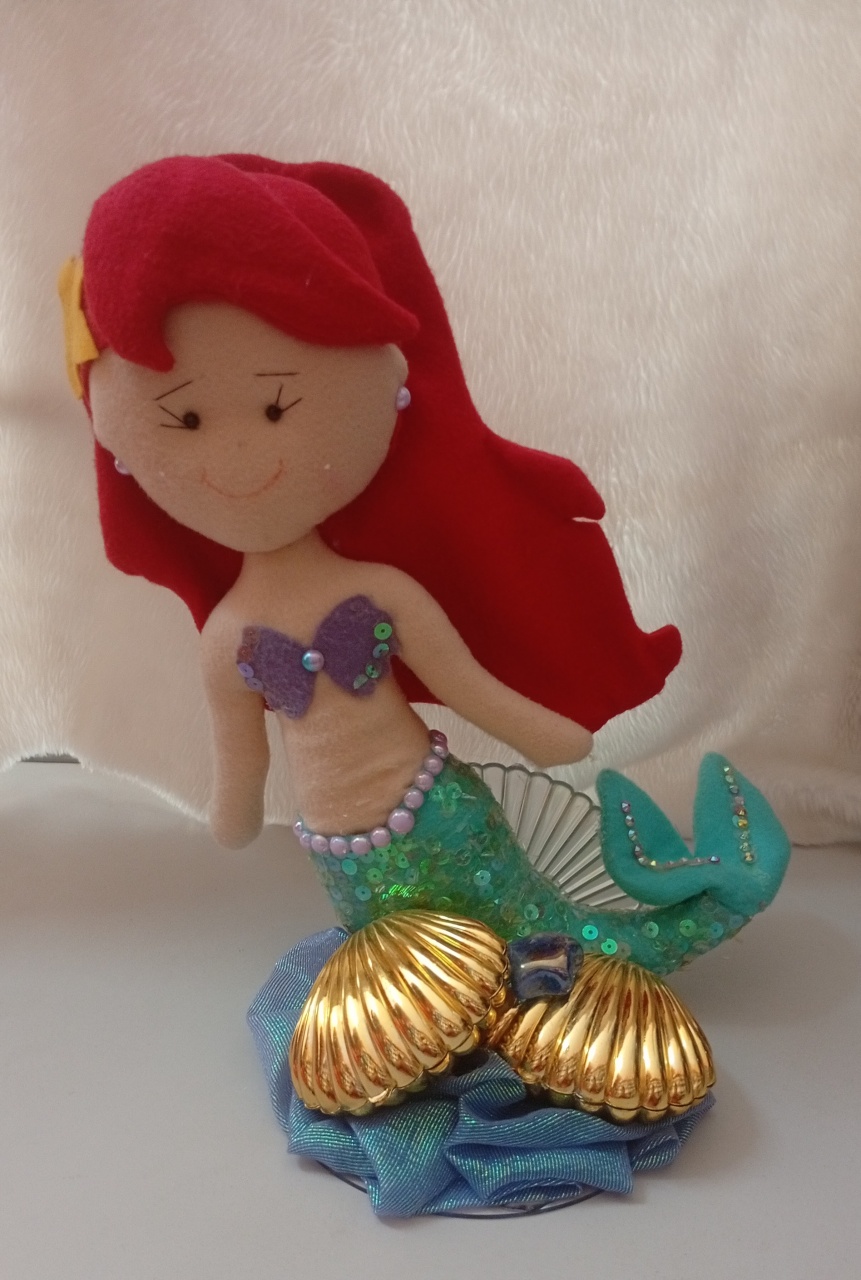 Princesa Ariel Feltro - Três Marias Festas
