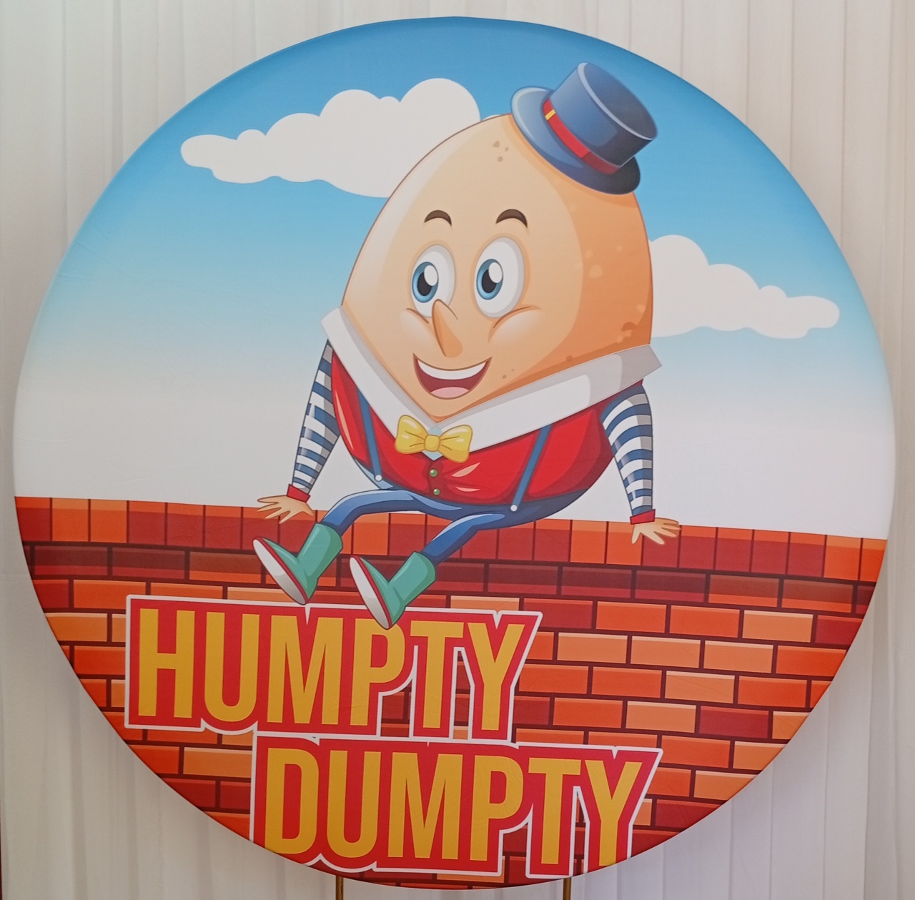Painel Sublimado Humpty Dumpty (Ovo) - Três Marias Festas