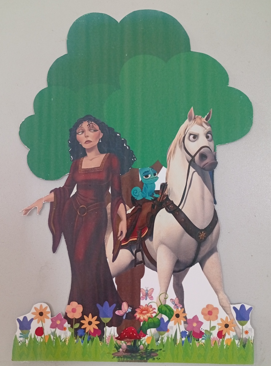 Display Ps - Rapunzel Mod1 - Três Marias Festas