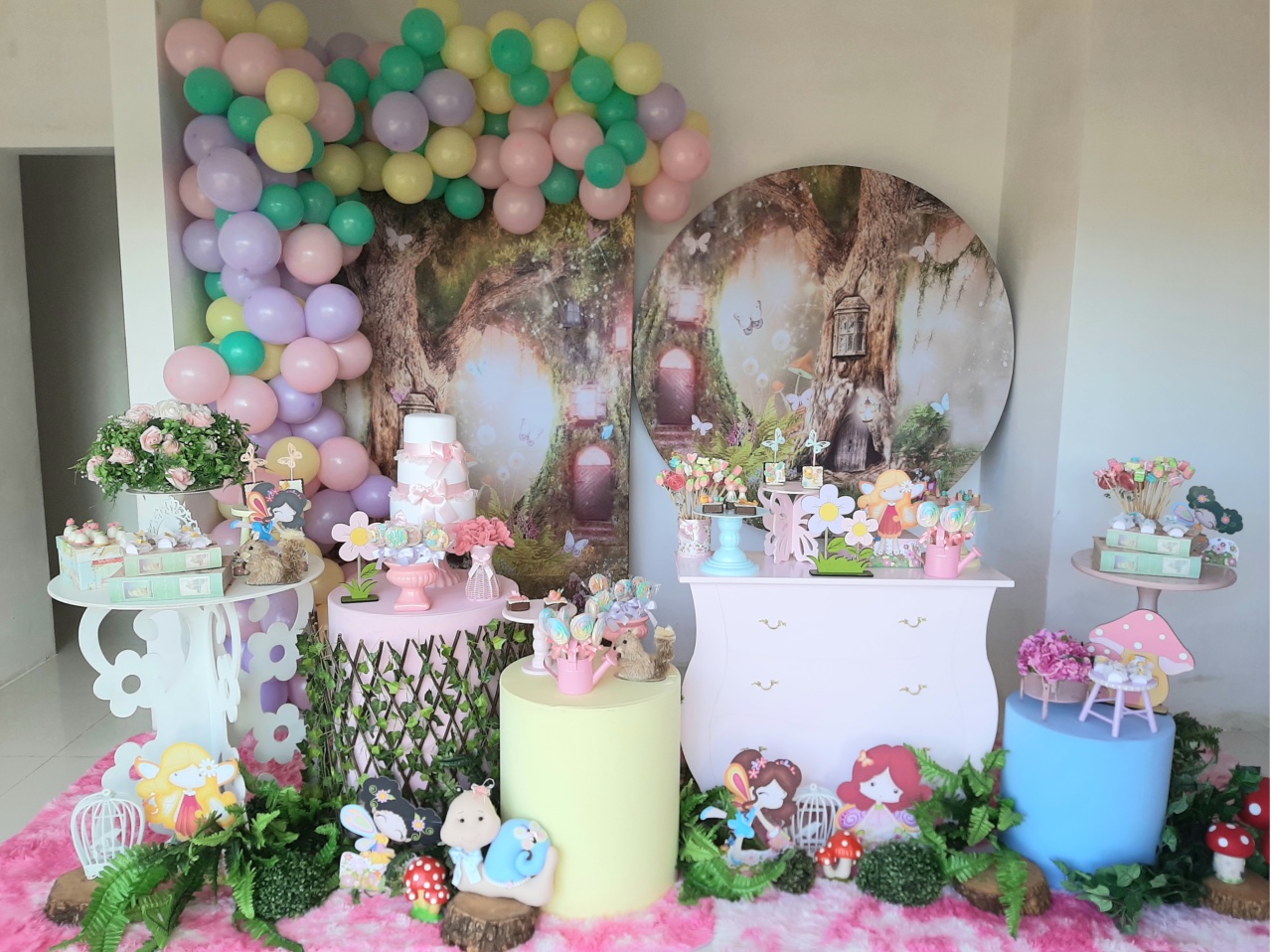 Projetos & Montagens de Decoração - Floresta Encantada - Três Marias Festas