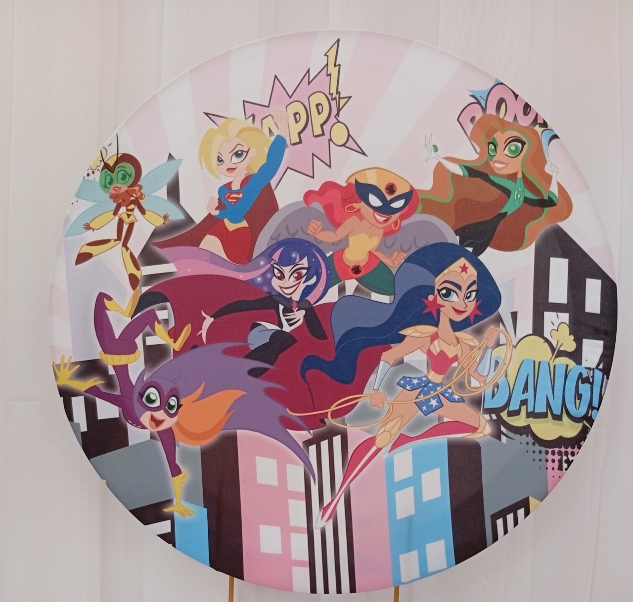 Super Hero Girls - Três Marias Festas