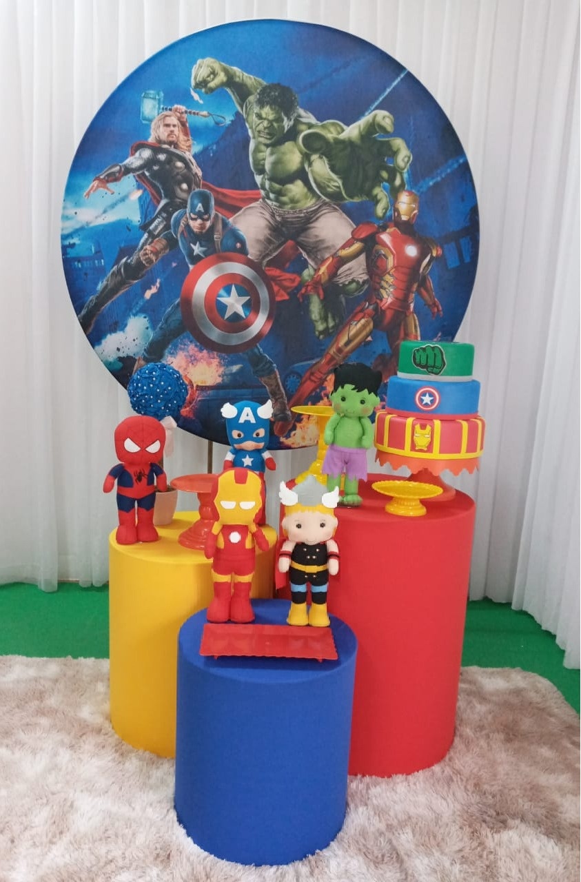 Vingadores - Três Marias Festas