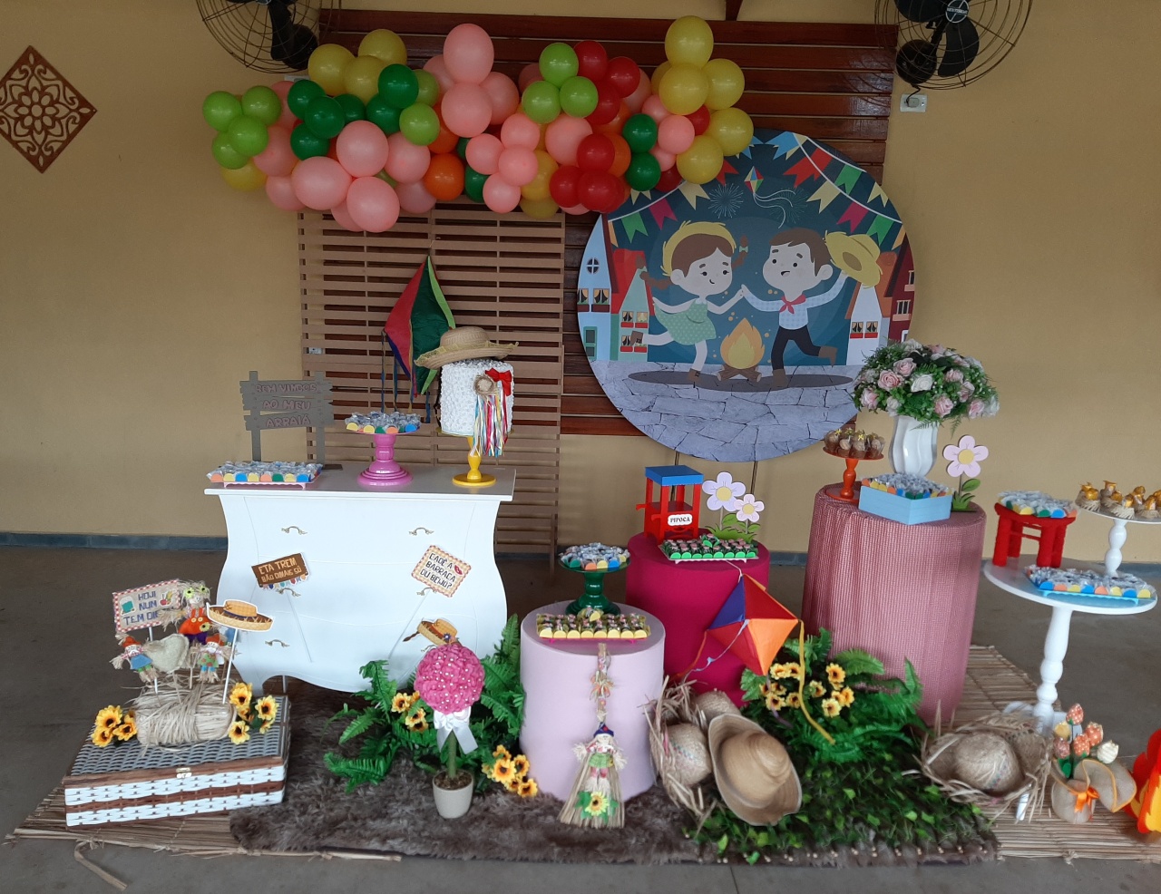 Projetos & Montagens de Decoração - Três Marias Festas