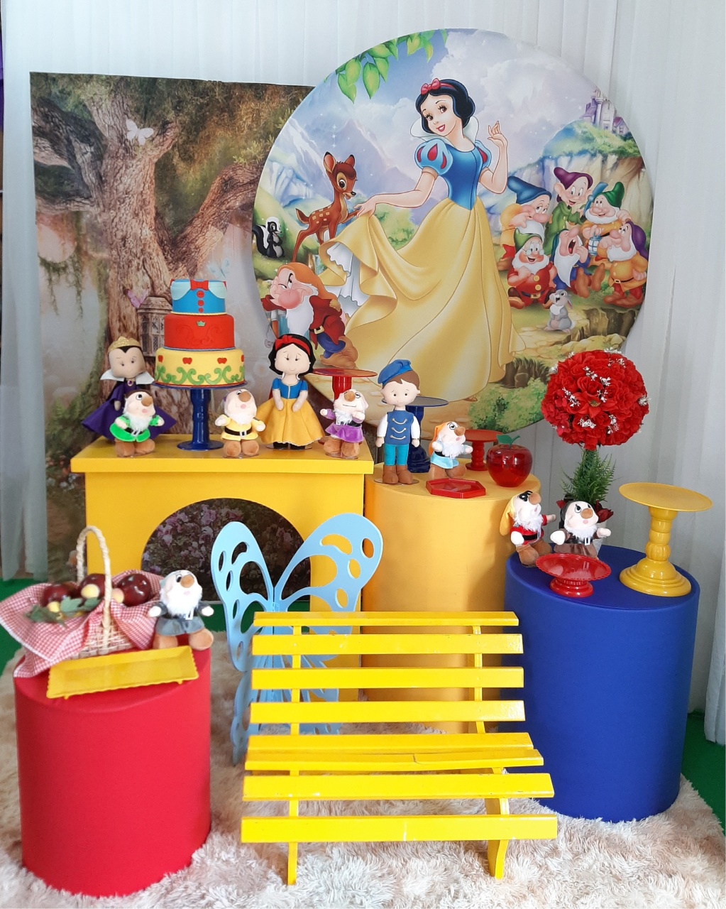 Princesa Branca de Neve - Três Marias Festas