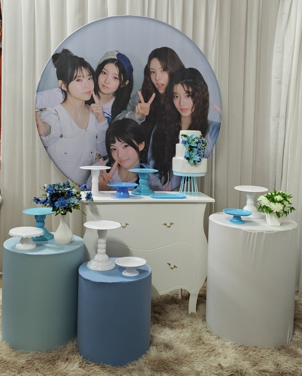 Kpop Illit - Três Marias Festas