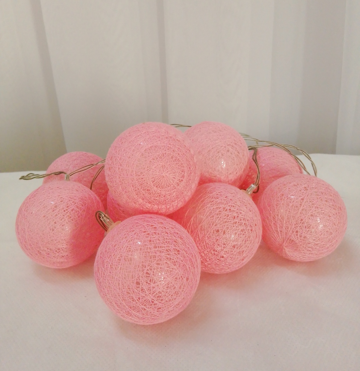 Led Rosa Bolas de Linha - Três Marias Festas