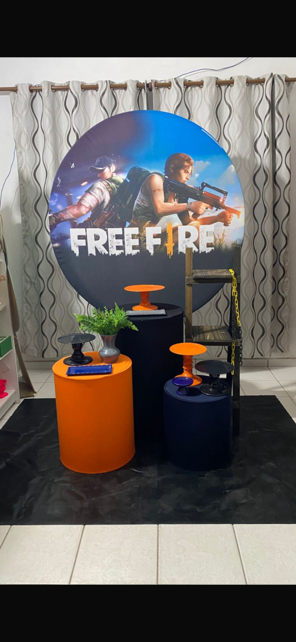 Free Fire  - Pegue e monte da Fada Madrinha decorações 