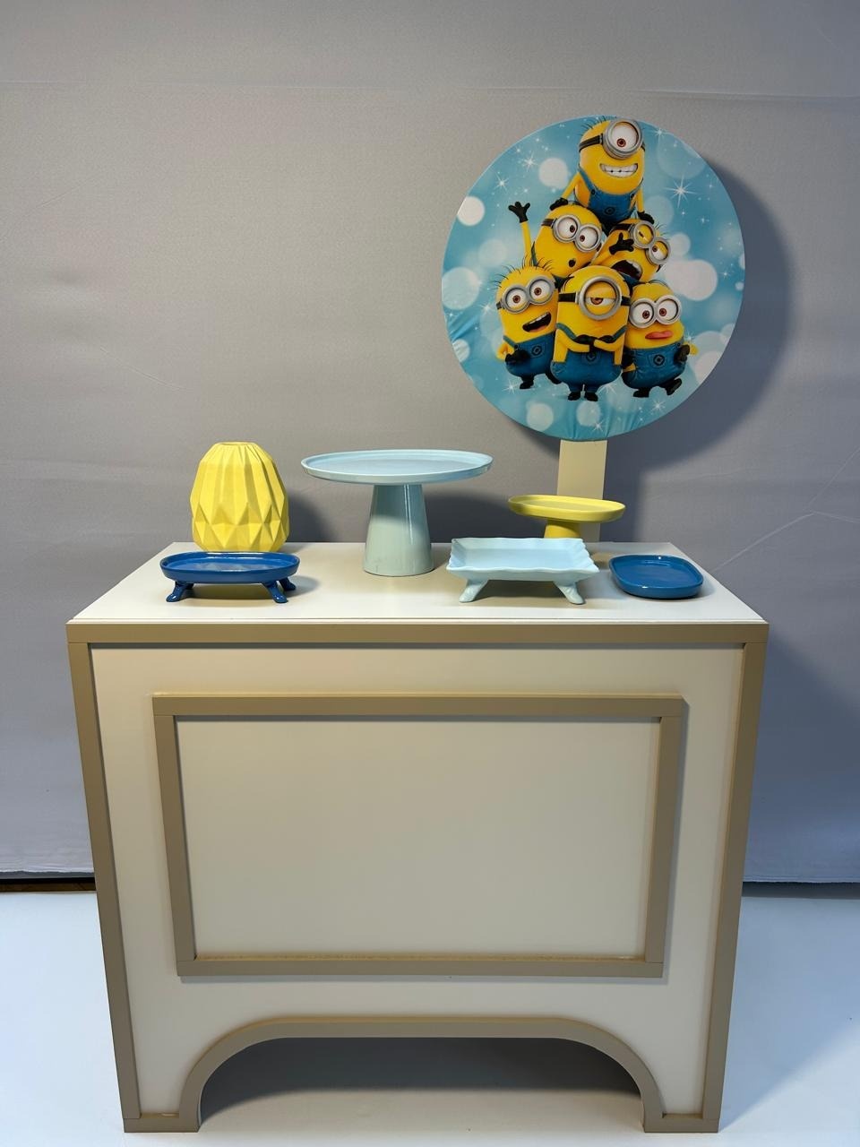Minions  - MAMÃE DECORA KIT PEGUE E MONTE 