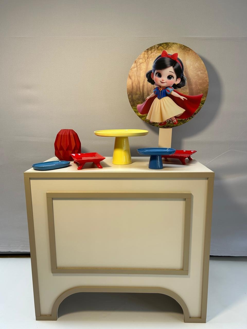 Branca de Neve  - MAMÃE DECORA KIT PEGUE E MONTE 