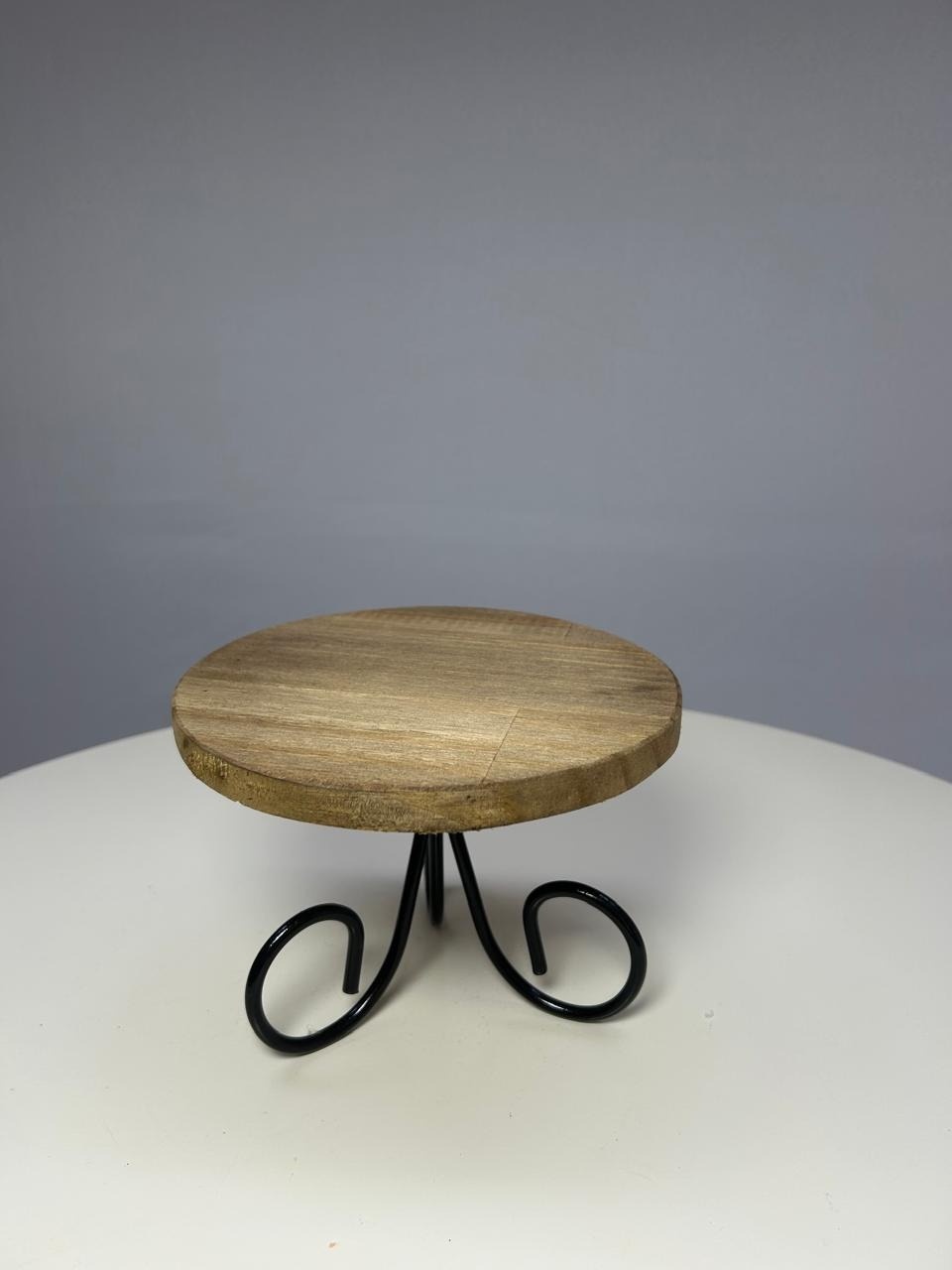 Trio de Boleira Madeira Com O Pé Ondulado - MAMÃE DECORA KIT PEGUE E MONTE 