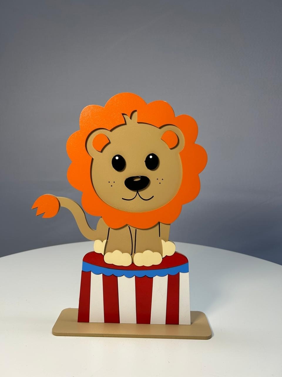 Display Leão Circense - MAMÃE DECORA KIT PEGUE E MONTE 