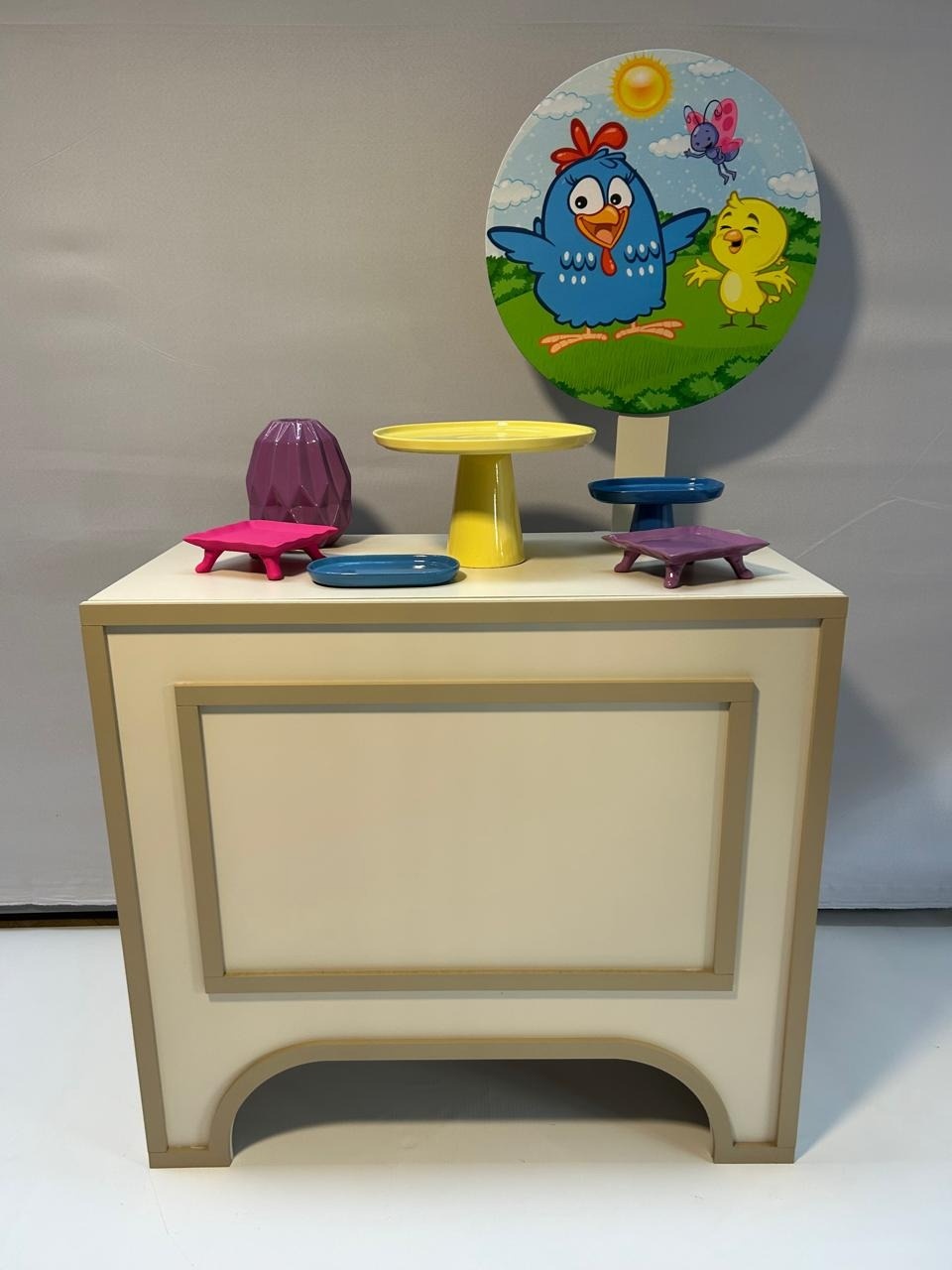 Galinha Pintadinha  - MAMÃE DECORA KIT PEGUE E MONTE 
