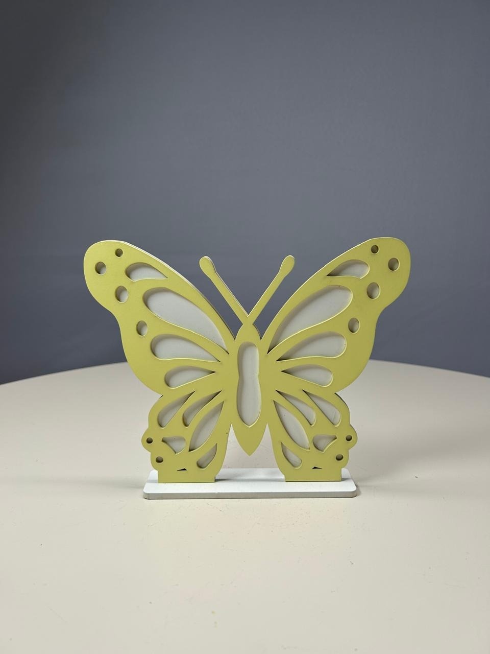 Borboleta Amarela  - MAMÃE DECORA KIT PEGUE E MONTE 