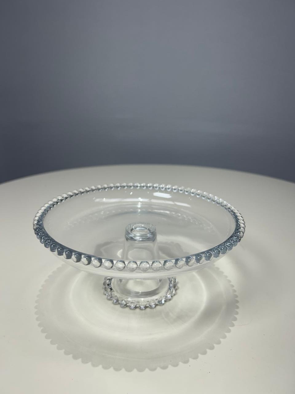 Prato Cristal de Chumbo C/Pé Pearl - MAMÃE DECORA KIT PEGUE E MONTE 