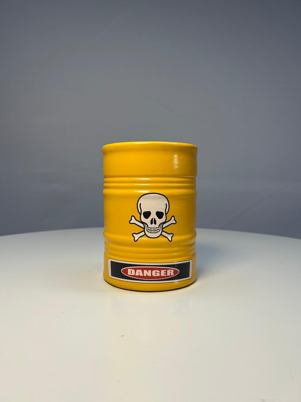 Display Latão Danger Amarelo - MAMÃE DECORA KIT PEGUE E MONTE 