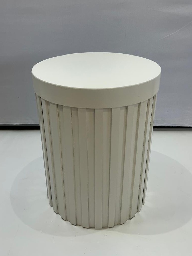 Cilindro Ripado Branco M - MAMÃE DECORA KIT PEGUE E MONTE 