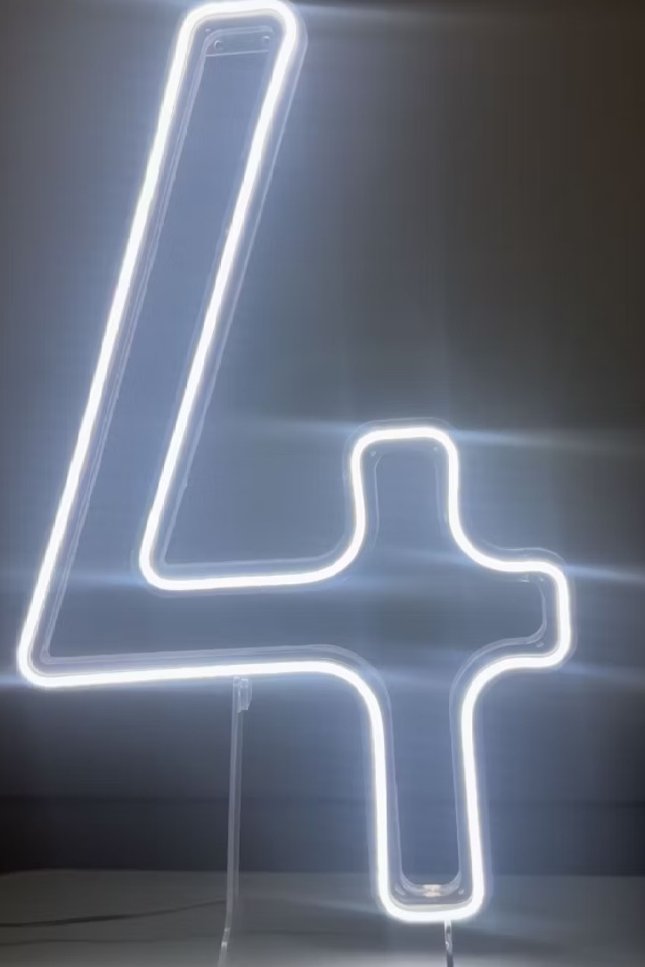 Numeral Led - 4 - encantopegueemonte
