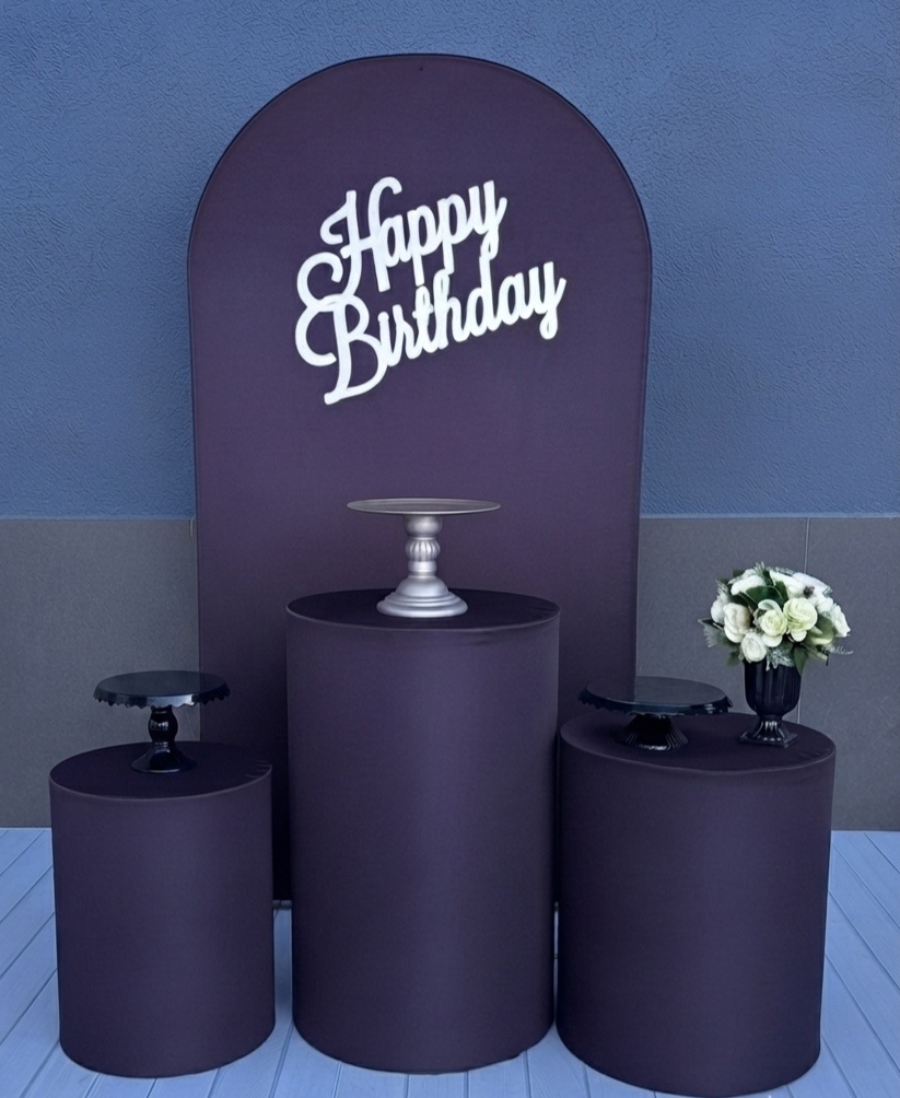 Kit Básico Preto Com Happy Birthday Prata (Tapete Não Incluso) - encantopegueemonte