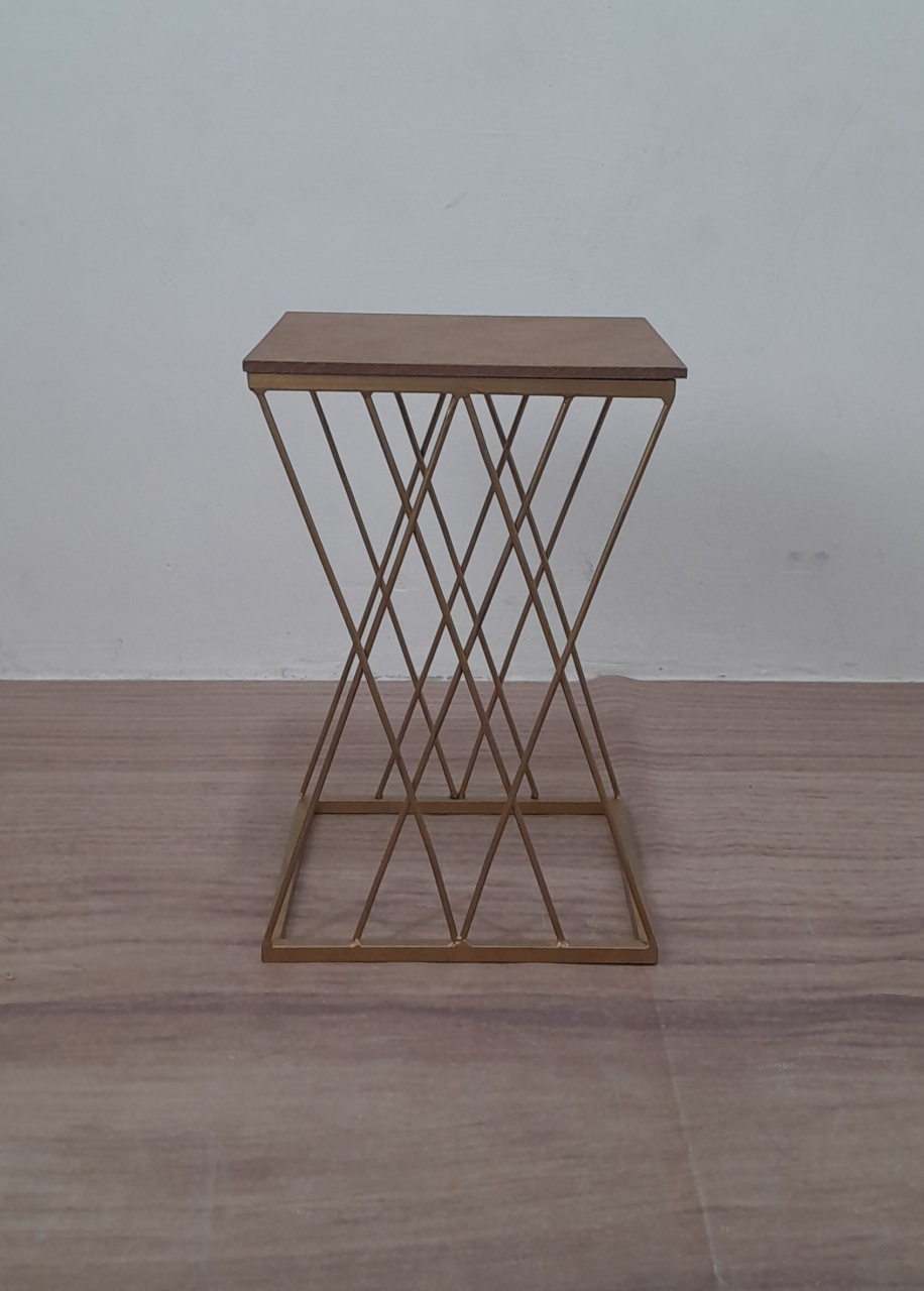 Mesa de Ferro Dourado (P) - Topfesta 