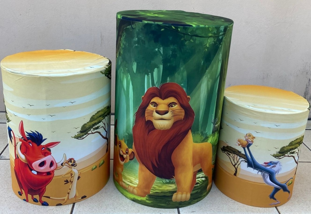 Rei Leao Mufasa Cilindro Redondo 150Cm - FOCUSEVENTOSJATAI