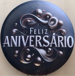 Feliz Aniversario 3D Arabesco Marron Painel Redondo 150Cm - imagem 1