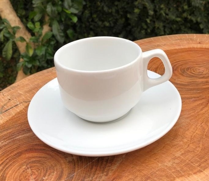 Xicará de Chá Porcelana Branca Com Pires - FOCUSEVENTOSJATAI