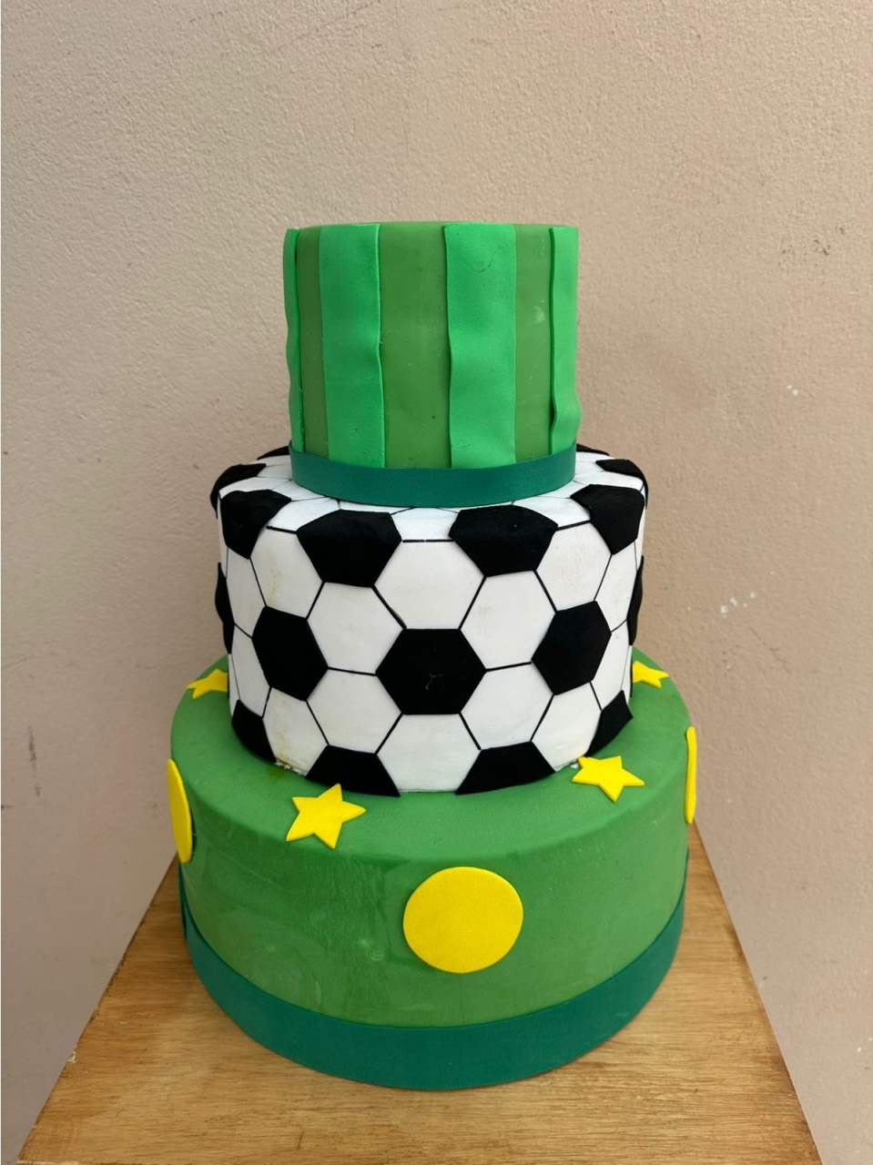 Maquete Futebol Verde Amarelo Eva 4X1 01 - FOCUSEVENTOSJATAI