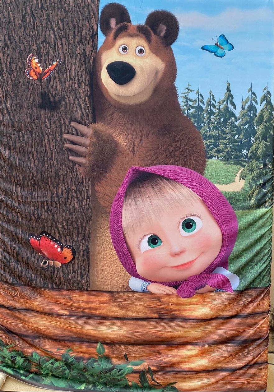 Masha E Urso Borboletas Painel Retangular 220X150Cm Fundo Preto Liso 50 - FOCUSEVENTOSJATAI