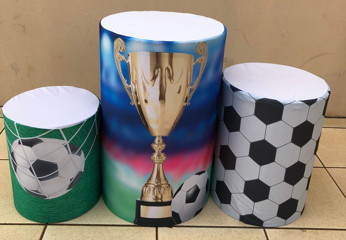 Futebol Taça Ouro Grande Cilindro Redondo Pmg - FOCUSEVENTOSJATAI