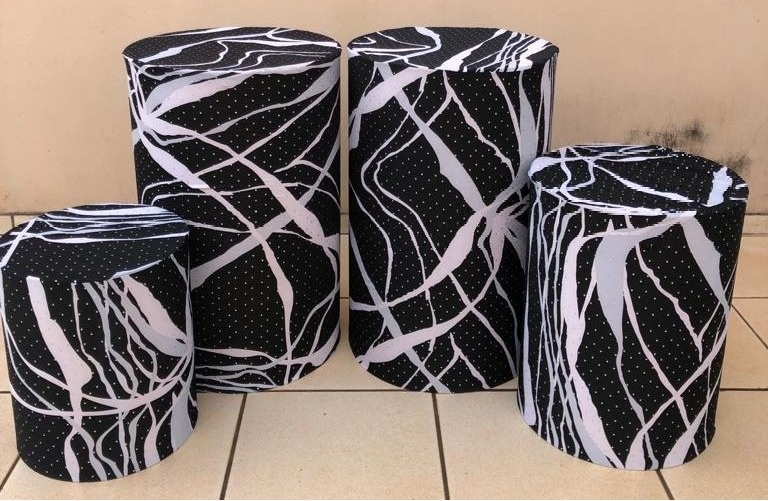 Preto E Branco Ondas Cilindro Redondo 150Cm 4X1 - FOCUSEVENTOSJATAI