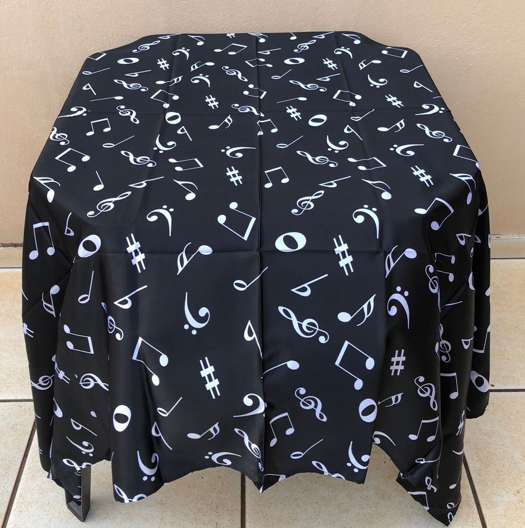 Forro Quadrado Musical Preto C/ Branco 140X140Cm - FOCUSEVENTOSJATAI