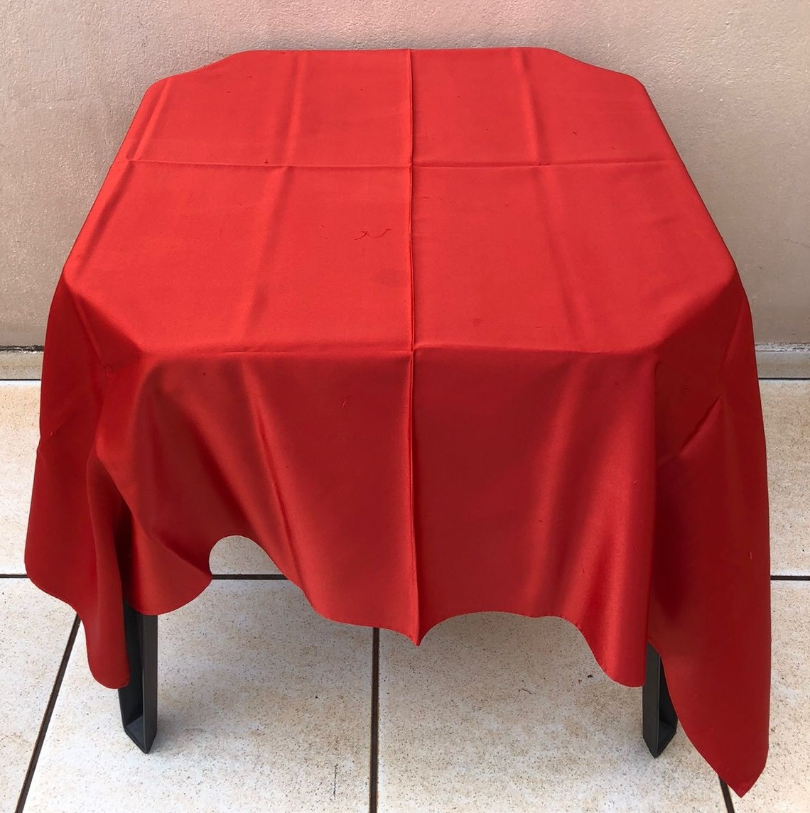 Forro Quadrado Vermelho Cetim 140X140Cm - FOCUSEVENTOSJATAI