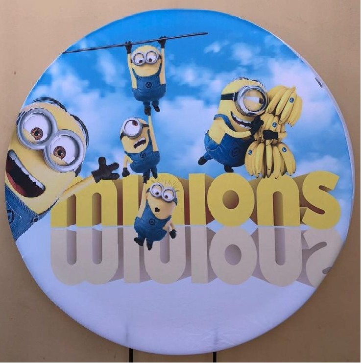 Minios Bananas Amarelas Painel Redoondo 150Cm - FOCUSEVENTOSJATAI