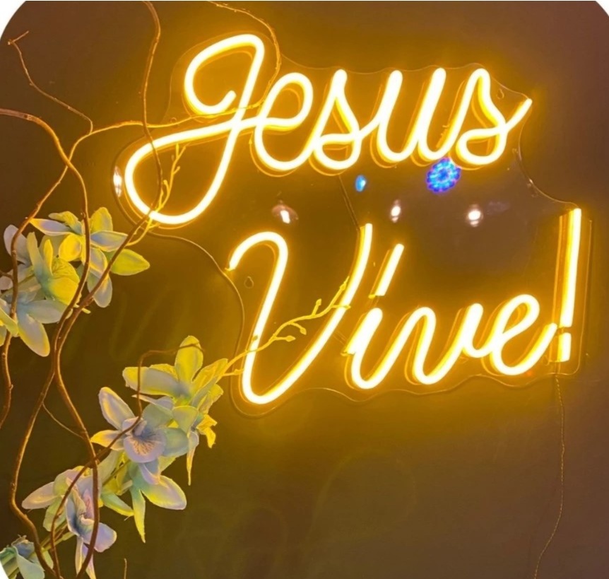 Led Jesus Vive 44X30 Branco Quente - FOCUSEVENTOSJATAI