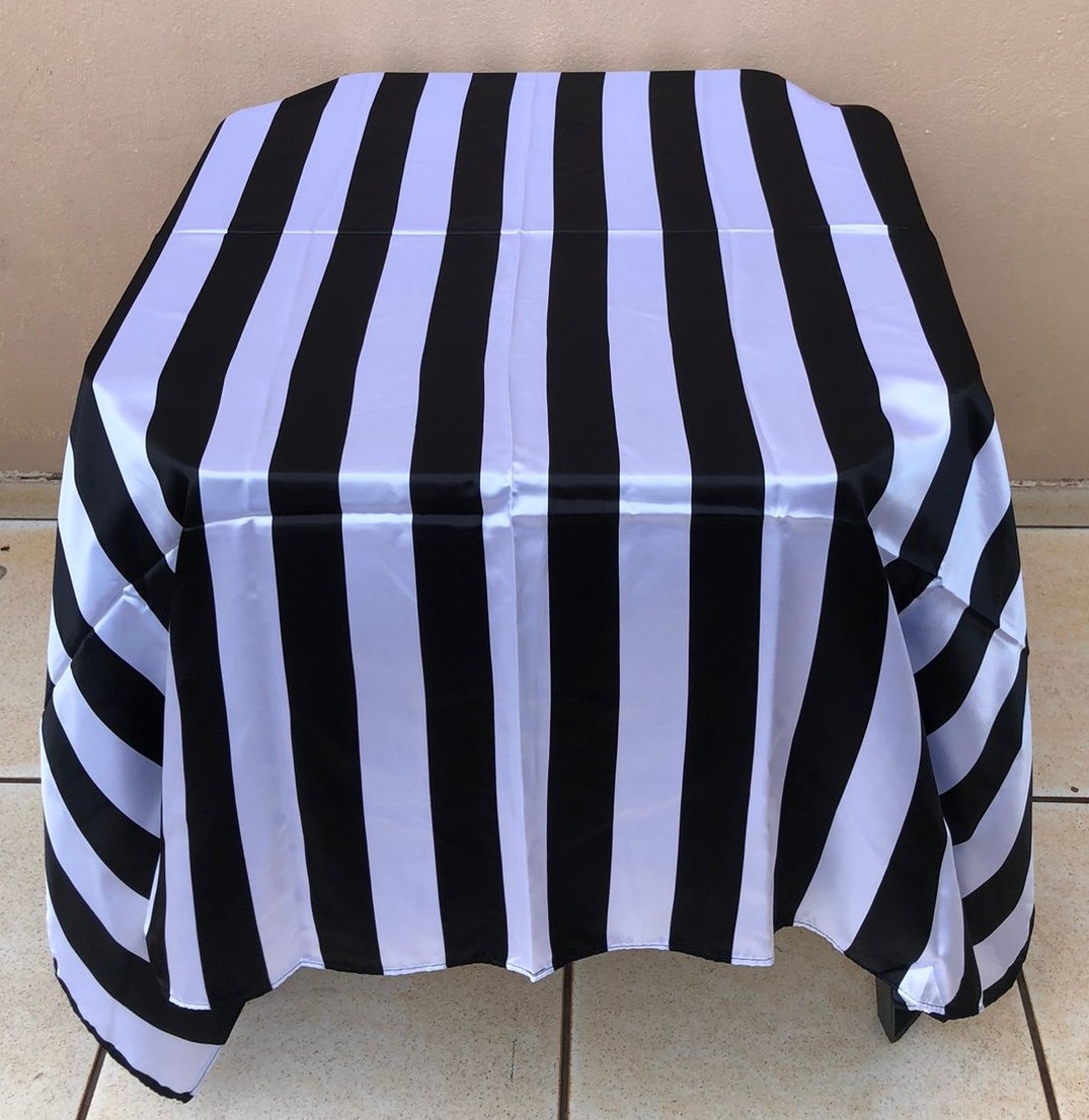 Forro Quadrado Listrado Preto E Branco 140X140Cm - FOCUSEVENTOSJATAI