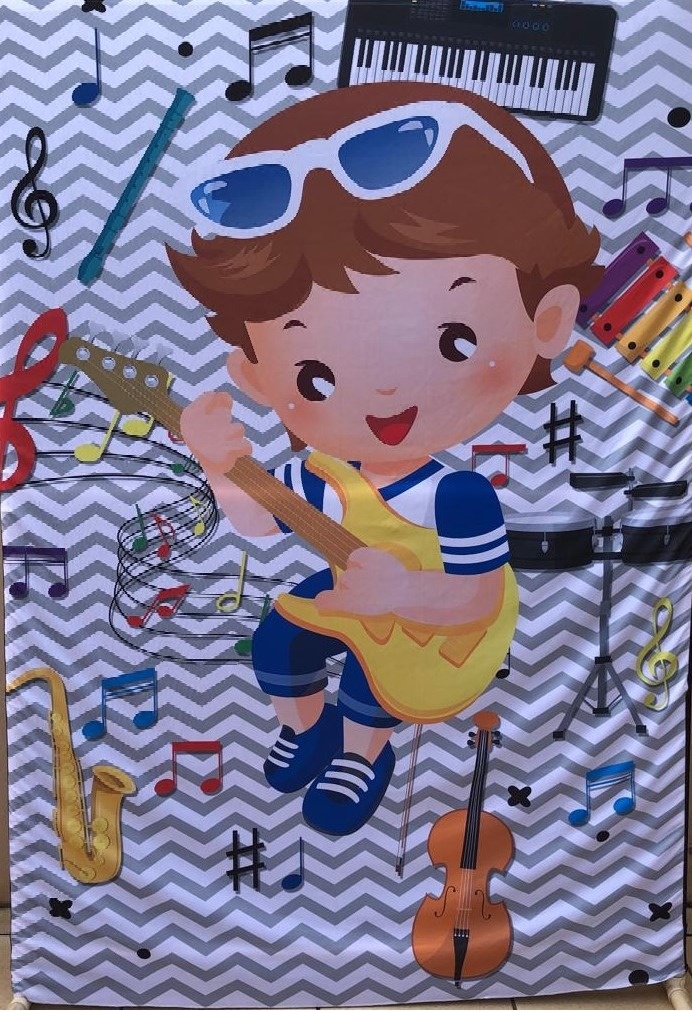 Musical Garoto Infantil Painel Red220X150Cms - FOCUSEVENTOSJATAI
