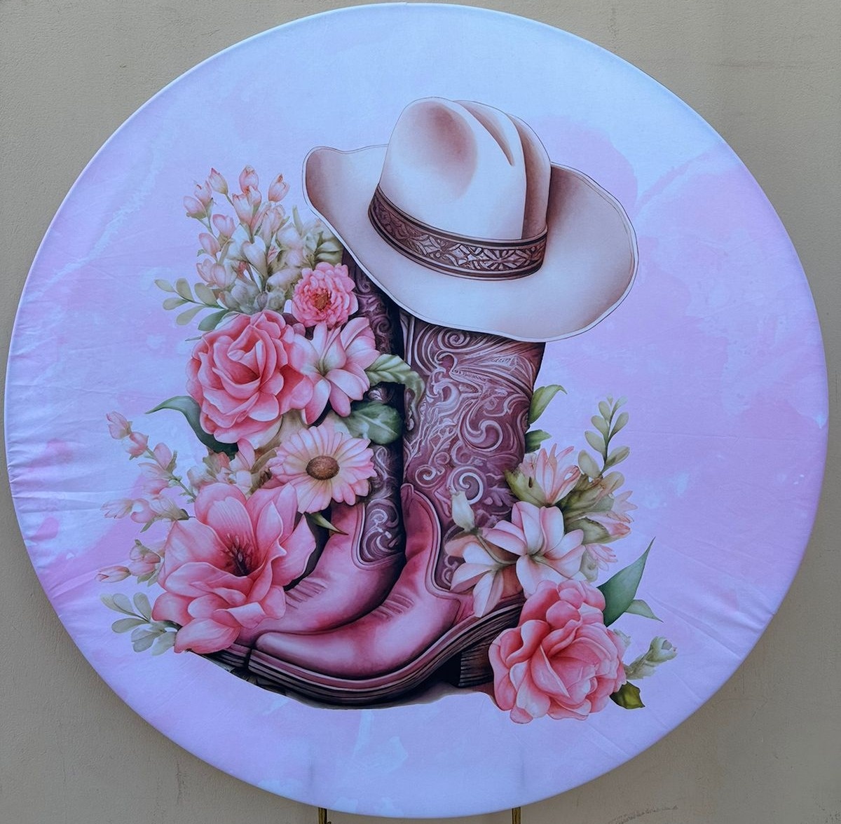 Boiadeira Floral Rosa Bota Chapeu E Barril Painel Redondo 150Cm - FOCUSEVENTOSJATAI