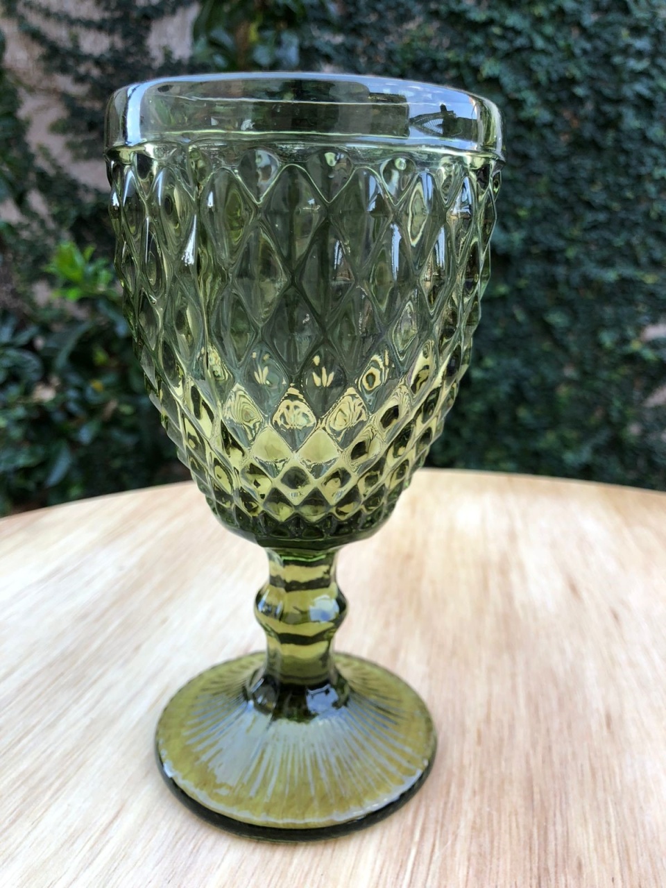 Taça Bico de Abacaxi  Verde Escuro 325Ml - FOCUSEVENTOSJATAI