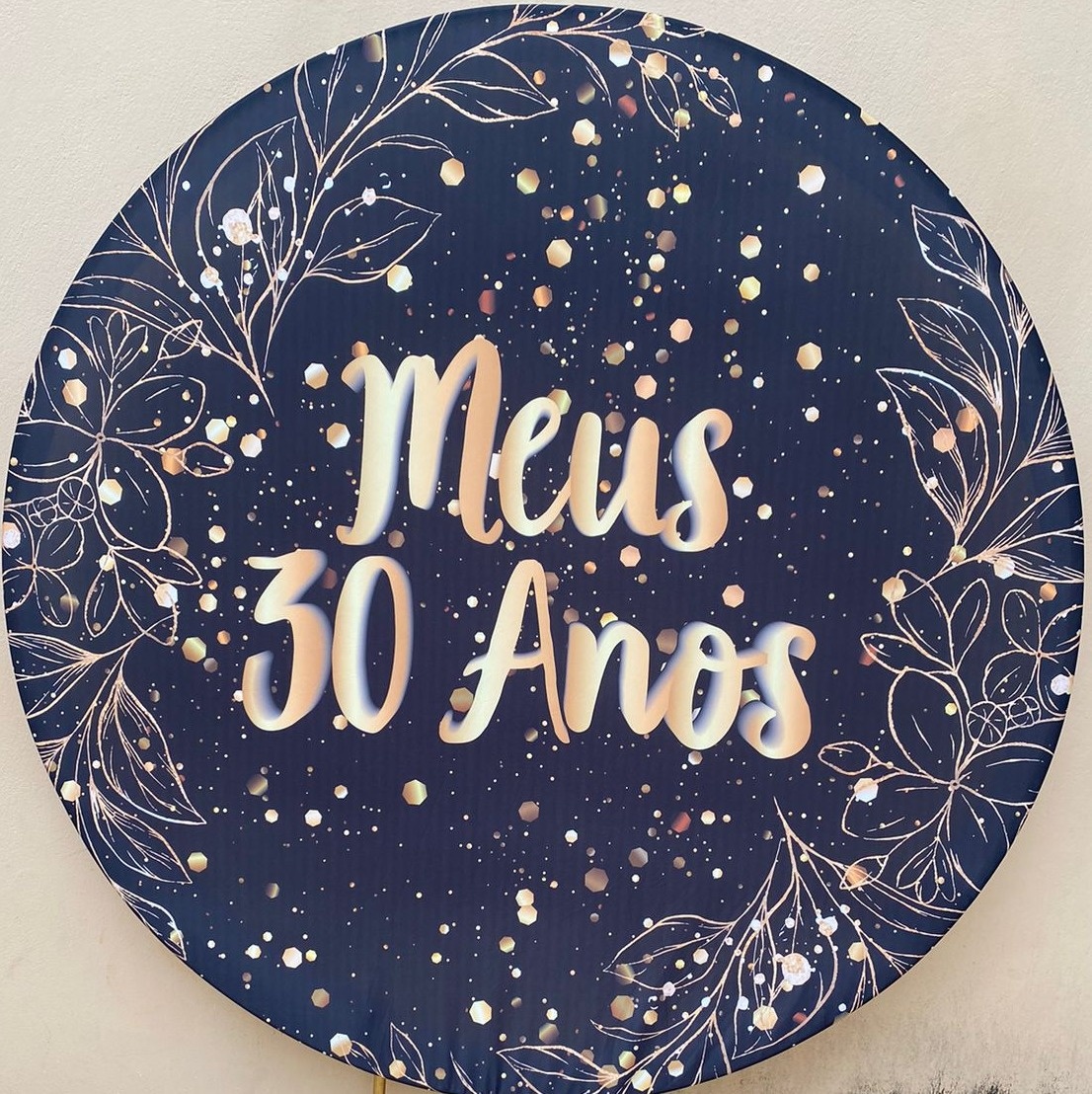 30 Anos Floral Dourado Glitter -  Painel Redondo 150Cms - FOCUSEVENTOSJATAI