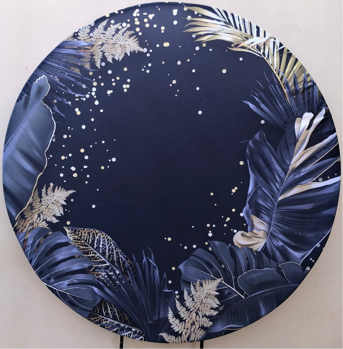 Folhagem Costela de Adao Preto E Dourado Painel Redondo 150Cm - FOCUSEVENTOSJATAI