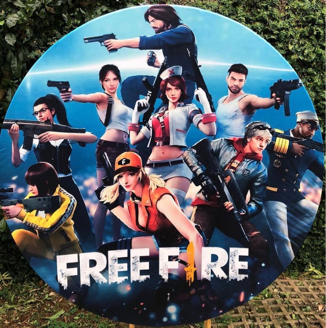 Free Fire Battle Royale Painel Redondo 150Cm - FOCUSEVENTOSJATAI