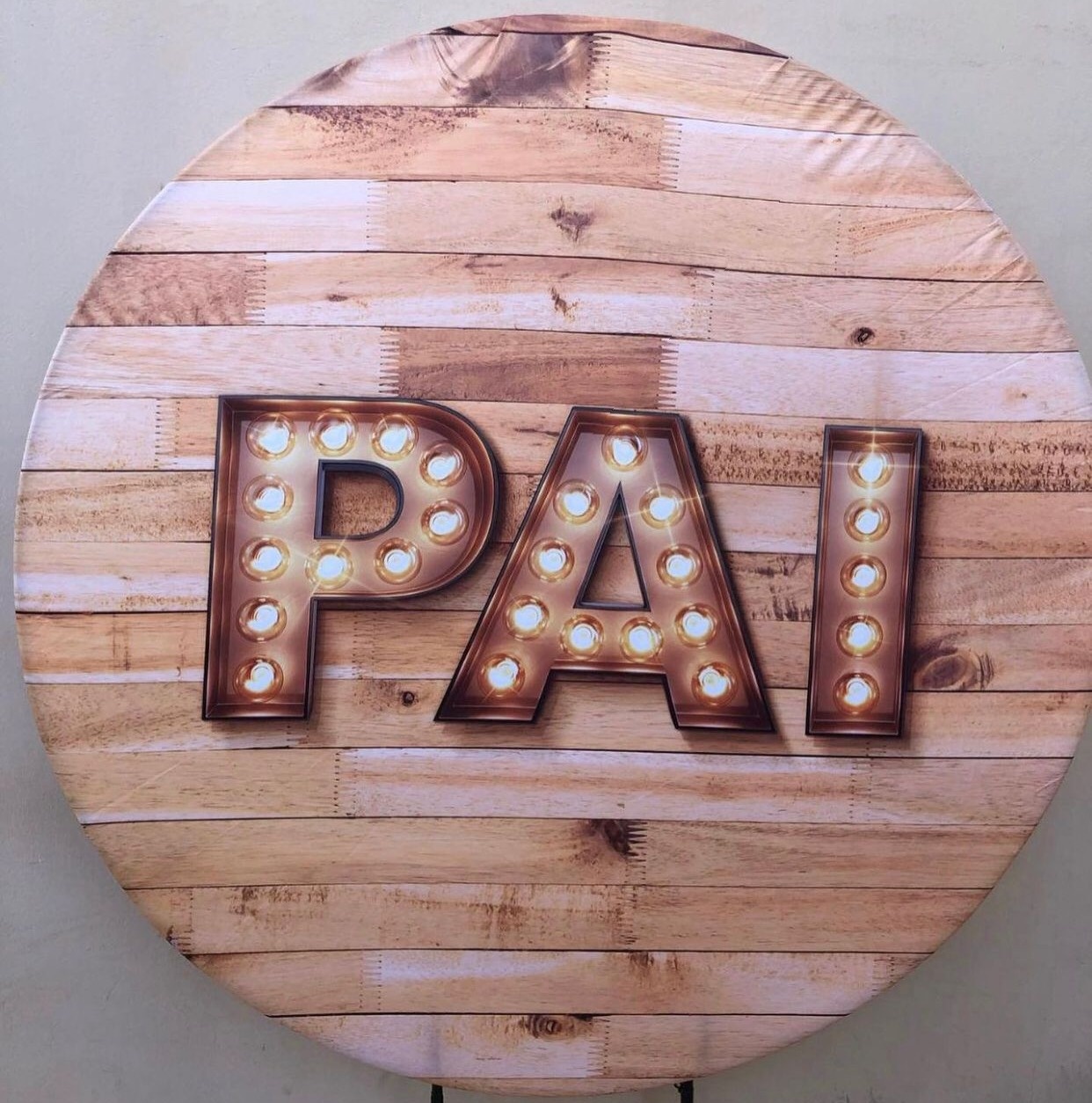Papai Madeira E Led Painel Redondo 150Cms - FOCUSEVENTOSJATAI