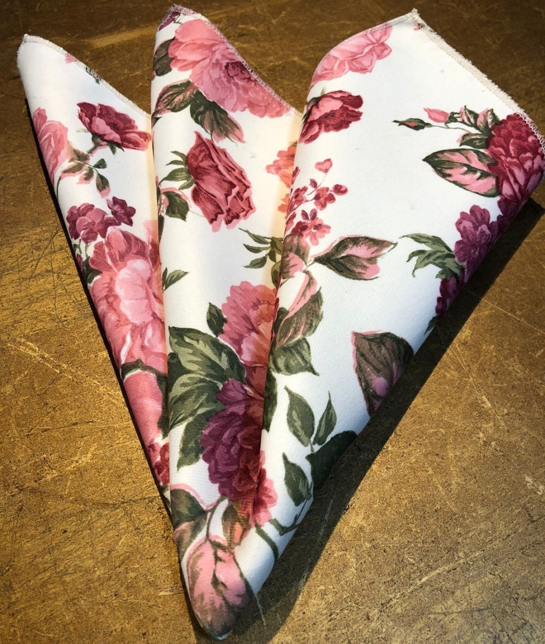 Guardanapo Floral Rosas Rose Blackout - FOCUSEVENTOSJATAI