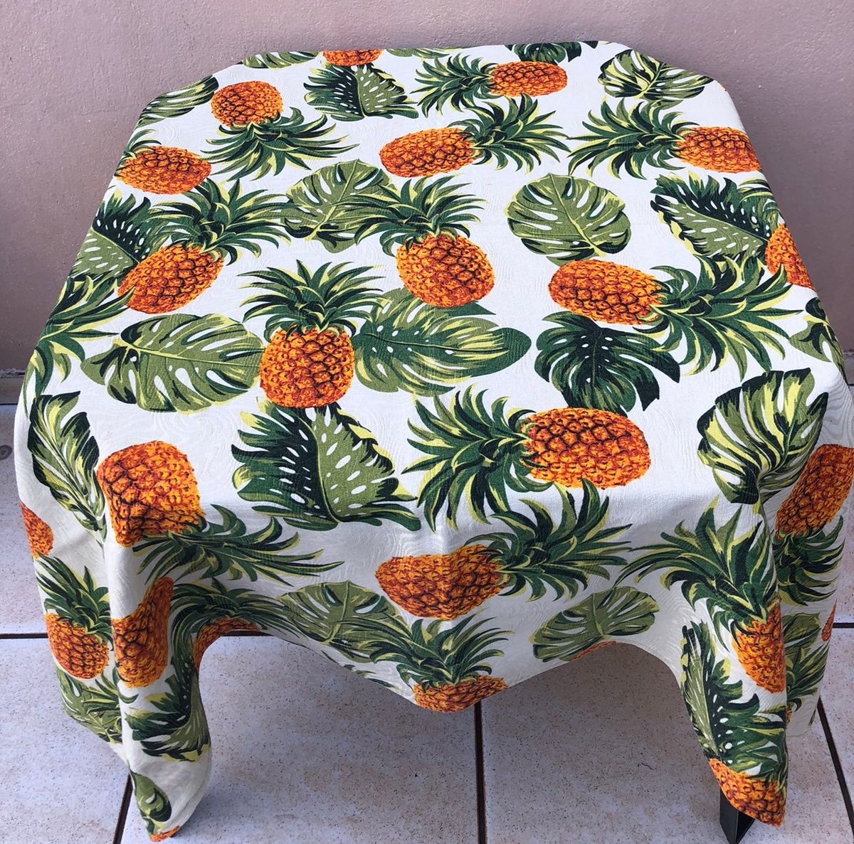 Forro Quadrado Abacaxi Jacquard 140X140Cm - FOCUSEVENTOSJATAI